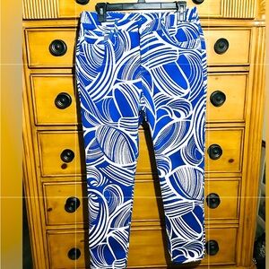 Women Chico’s  Pants 0.5 Blue So Slimming Girlfriend Ankle Abstract Print 29x26*